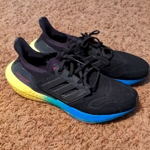 Adidas Ultraboost 22 Men's Sneakers, Size 8.5